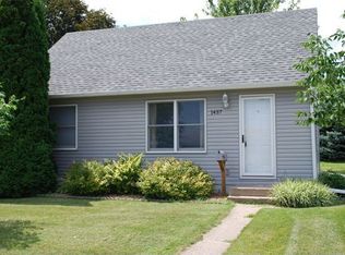 1437 N Prairie Ave, Fairmont, MN 56031