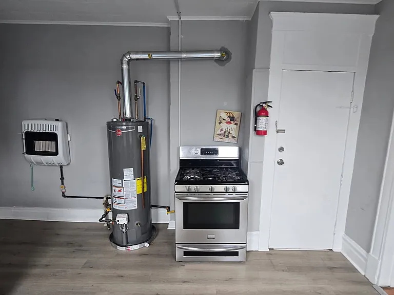 64 Hamilton Ave #6A — Photo 2