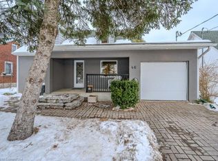 46 Roslin Ave S, Waterloo, ON N2L2G8