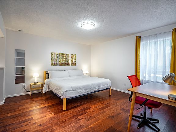 2nd image of 6018 E University Blvd APT 101