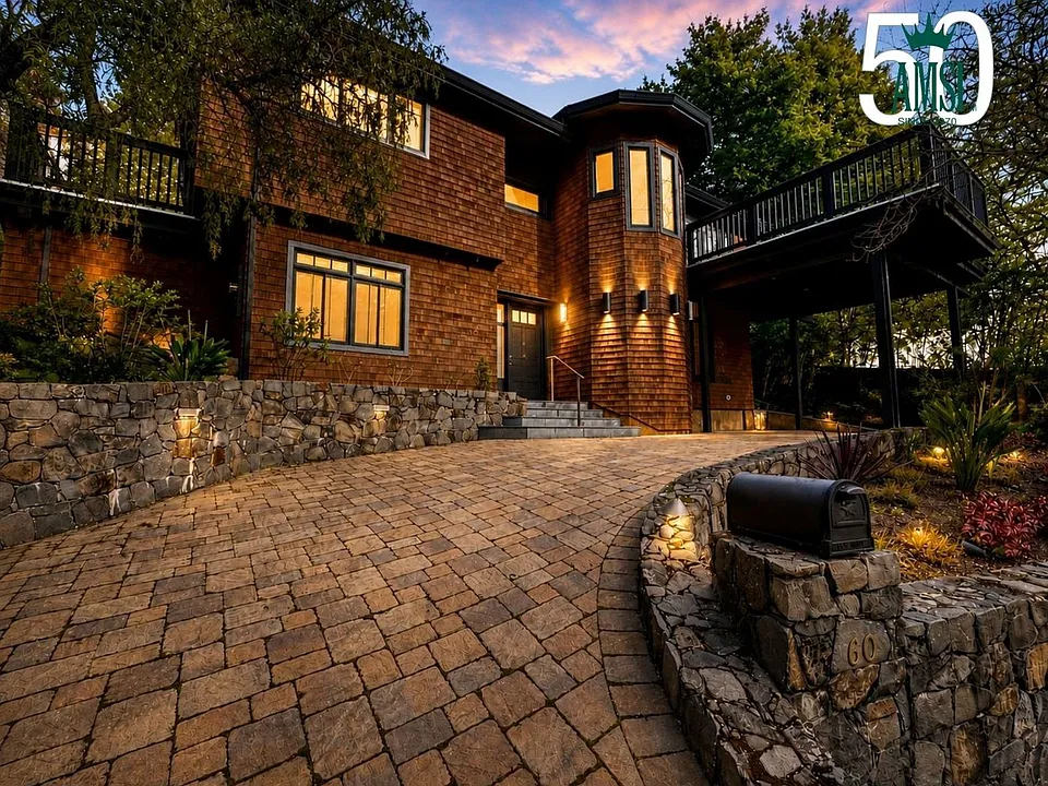 60 Frances Ave