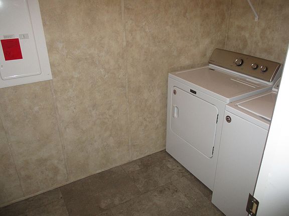 4th image of 289 Silver Peak Dr #267