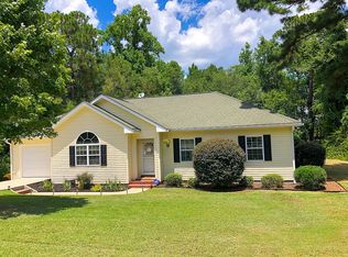 3026 Lindsey Dr, Claxton, GA 30417