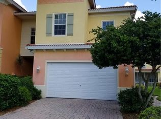 9810 Healthpark Cir APT 104, Fort Myers, FL 33908