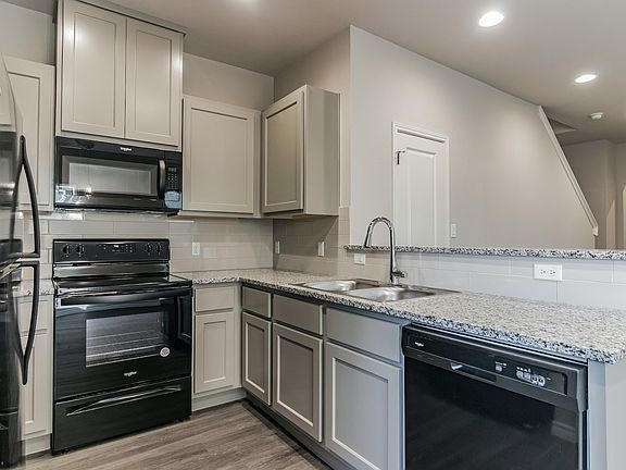 4th image of 130 Peruna Dr
