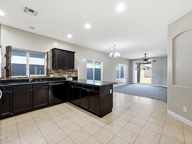 1759 W Paisley Dr — Photo 11