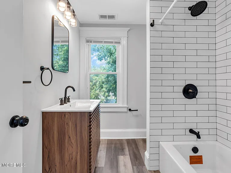 209 Atkins Ave #2 — Photo 9