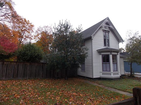 2nd image of 4836 Dowling St