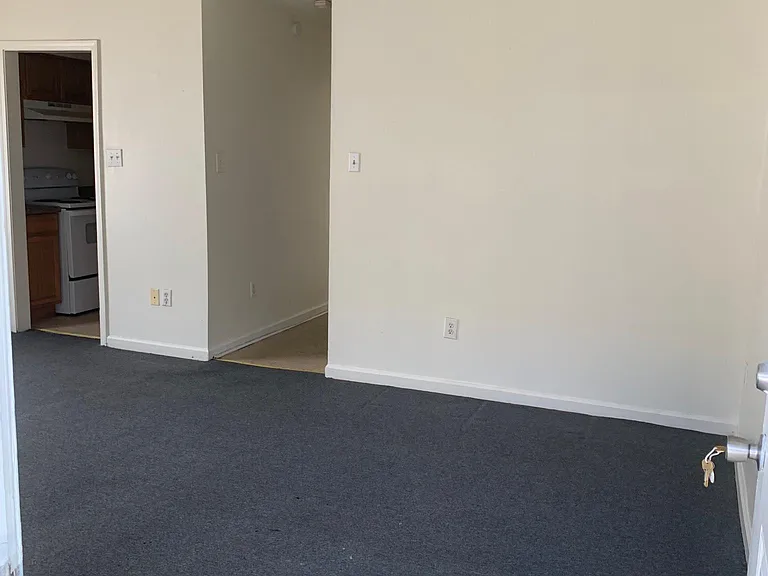 6836 Tara Ln — Photo 3