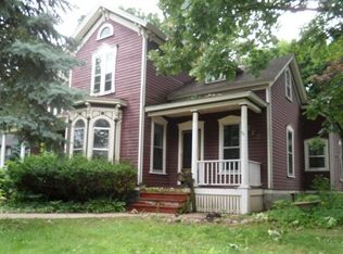 272 McClure Ave, Elgin, IL 60123