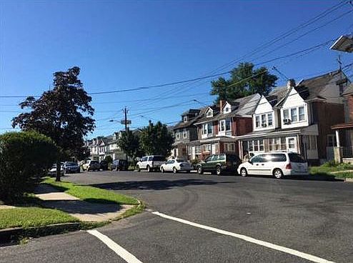 2nd image of 204 S Johnston Ave