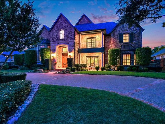 3rd image of 6236 Chamberlyne Dr