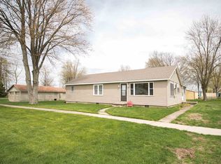 106 N Columbia St, Silver Lake, IN 46982