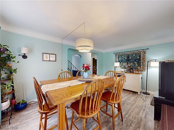 5th image of 30028 Elgin Rd