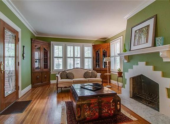 3rd image of 174 Woodmont Blvd