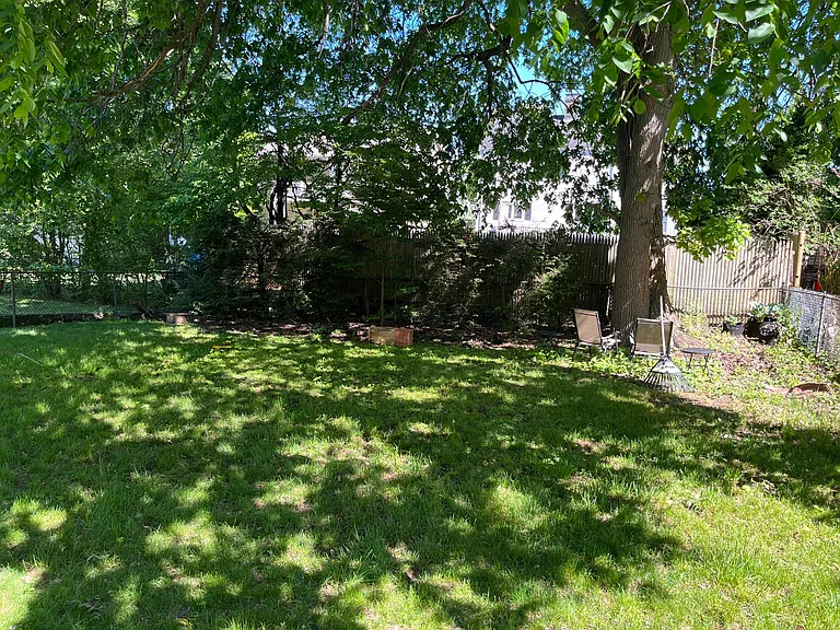 91 Montclair Ave #2 — Photo 19