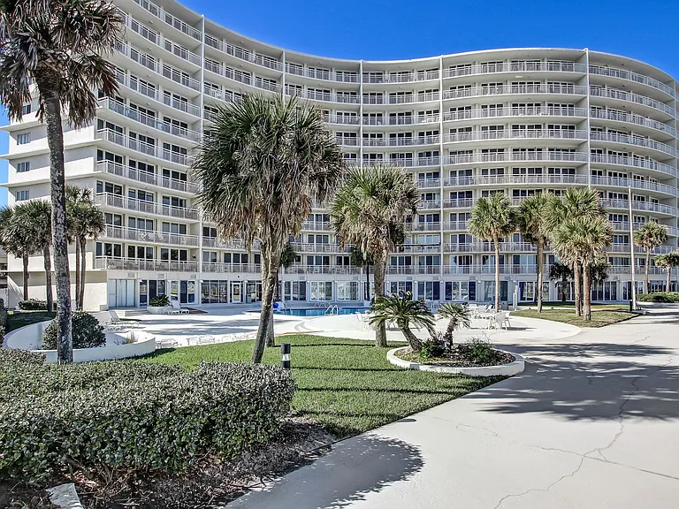 1601 Ocean Dr S #110 — Photo 56