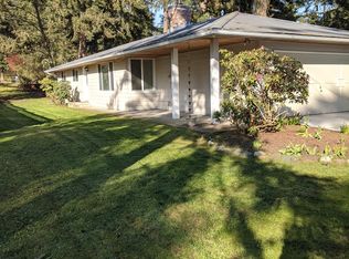 1317 Crescent Dr, Oak Harbor, WA 98277