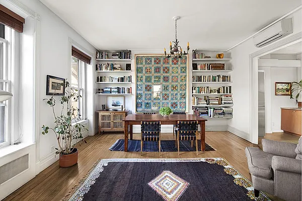 Sold by Stribling | media 14