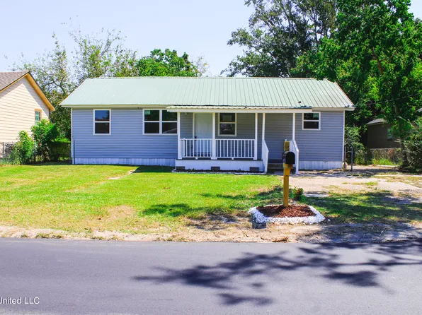 1412 Genevieve Dr, Gulfport, MS 39501