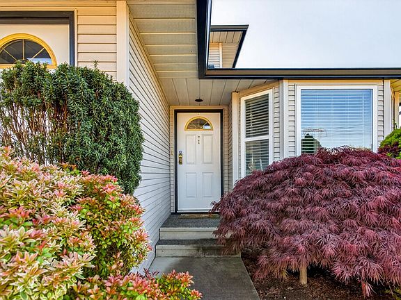 2nd image of 34332 Maclure Rd #1