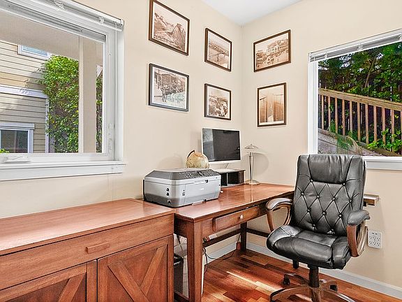 5th image of 7322 Rainier Ave S Unit 605