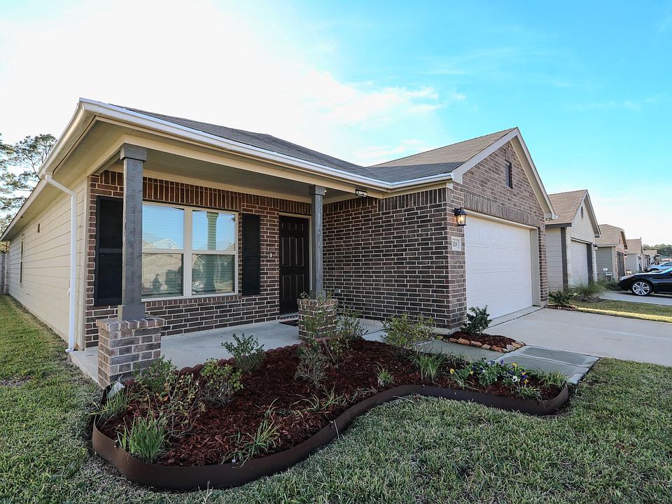 1st image of 328 Cumberland Forest Dr