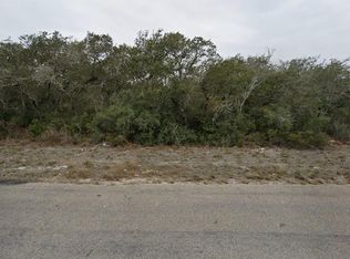 970 Airport Rd, Rockport, TX 78382