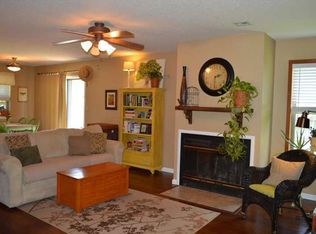 2749 E Country Way, Fayetteville, AR 72703