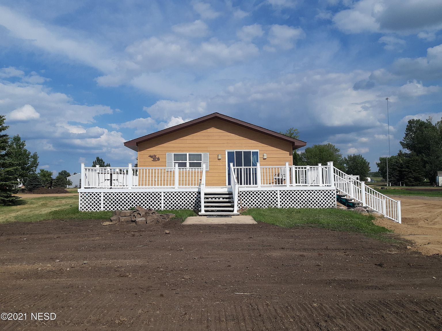 630 W Lakeshore Dr, Waubay, SD 57273 Zillow