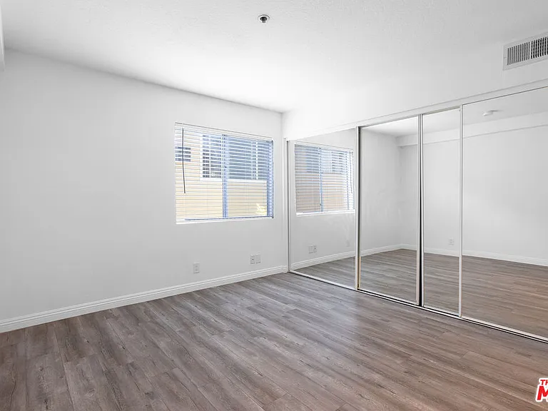 345 S Alexandria Ave #224 — Photo 10