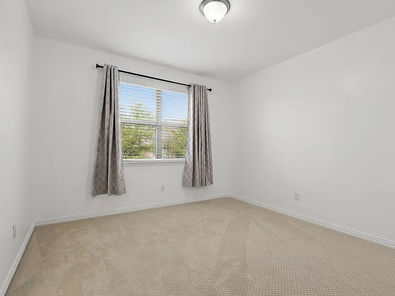 1605 Lisburn Dr — Photo 24