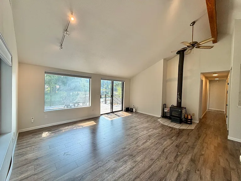 13327 NW Coho Run — Photo 9
