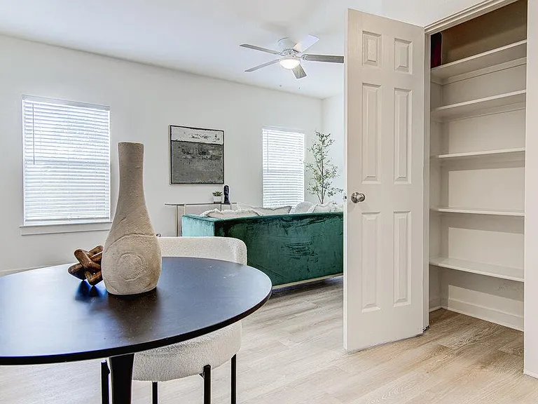 2106 Cullen Ave #208 — Photo 14