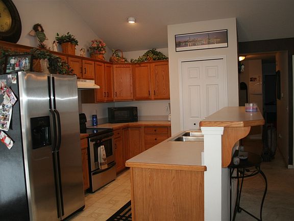 3rd image of 509 Hidden Creek Trl