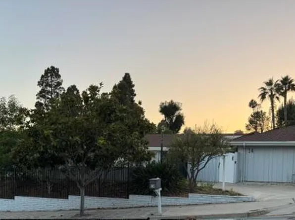 14 Bradford Ave, Camarillo, CA 93010