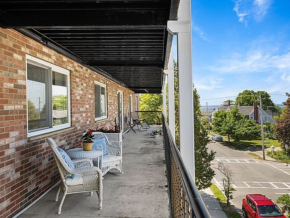 4th image of 44 Lexington Ave APT 38