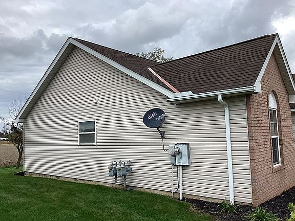 3rd image of 104 Reserve Cir