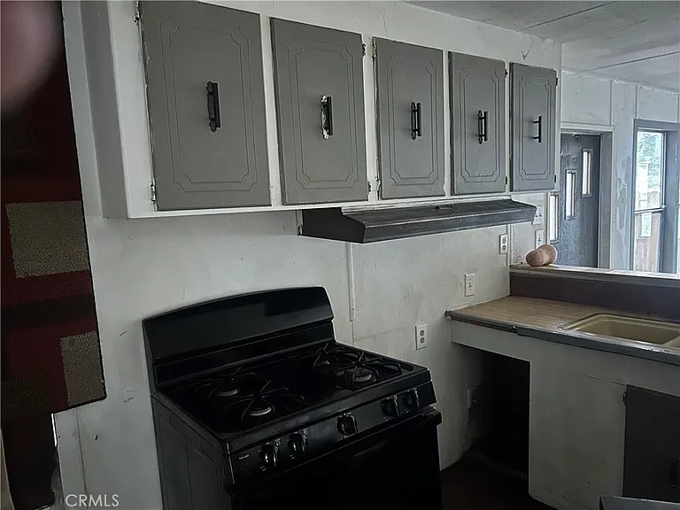 14435 Skyway — Photo 8