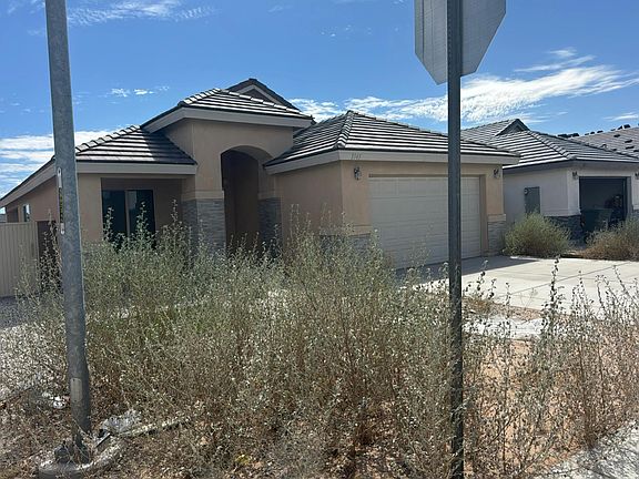 3rd image of 3545 S Devane Dr