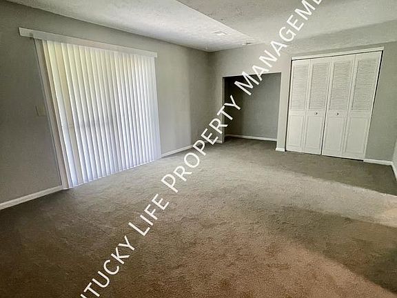 5th image of 416 Schenkel Ln