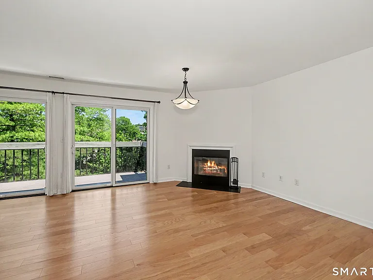 73 Riverside Ave #3A — Photo 5