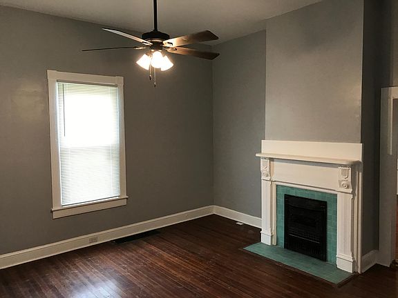 3rd image of 160 Gray St