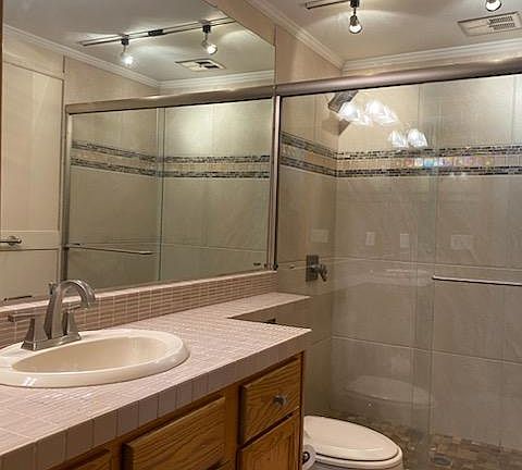 Main floor bathroom