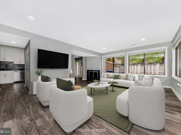 18856 Poppy Seed Ln, Germantown, MD 20874