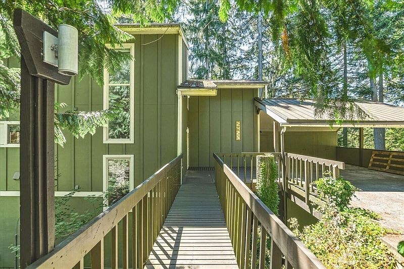 5th image of 2425 Archwood Drive