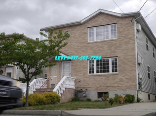 18005 145th Ave, Jamaica, NY 11434
