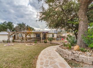 705 Walnut Way, Boerne, TX 78006