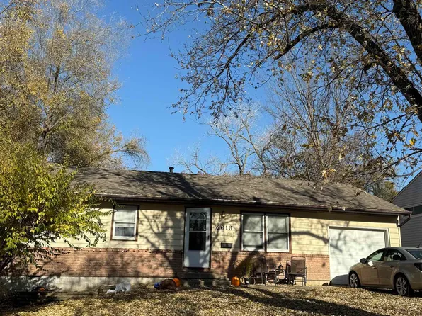 6010 E 149th St, Grandview, MO 64030