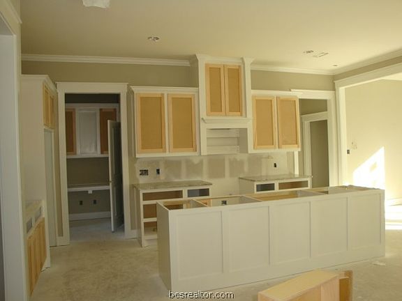 4th image of 3078 Embers Ct W